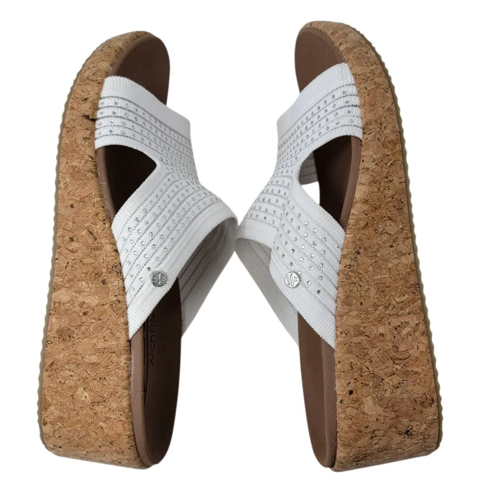 Skechers Arch Fit Sandals Slip On Sz 9 Beverlee Sweet Lacey Wedges White Comfort